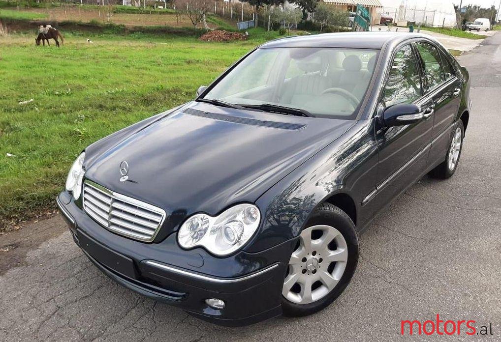 2005' Mercedes-Benz C 220 photo #1