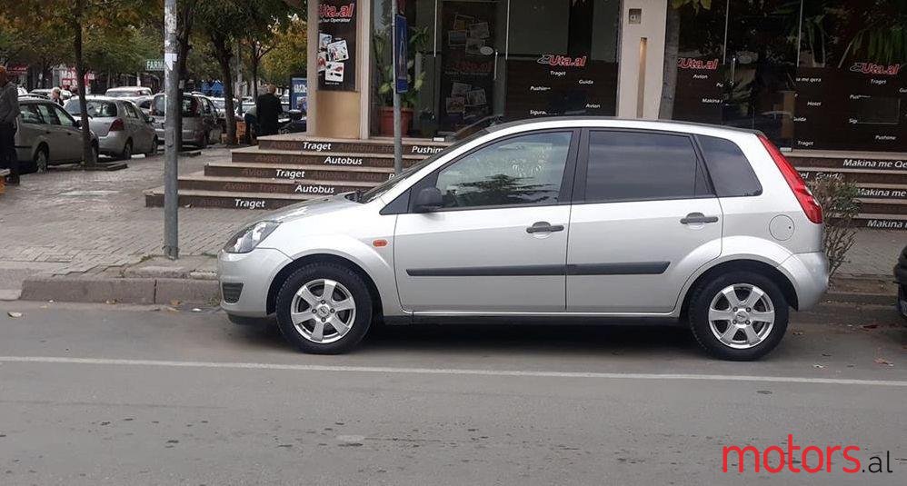 2006' Ford Focus photo #1