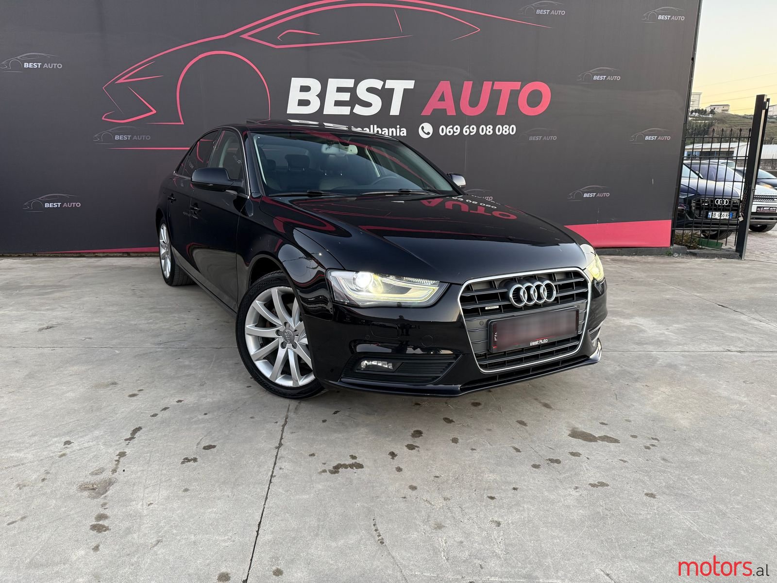 2013' Audi A4 photo #1