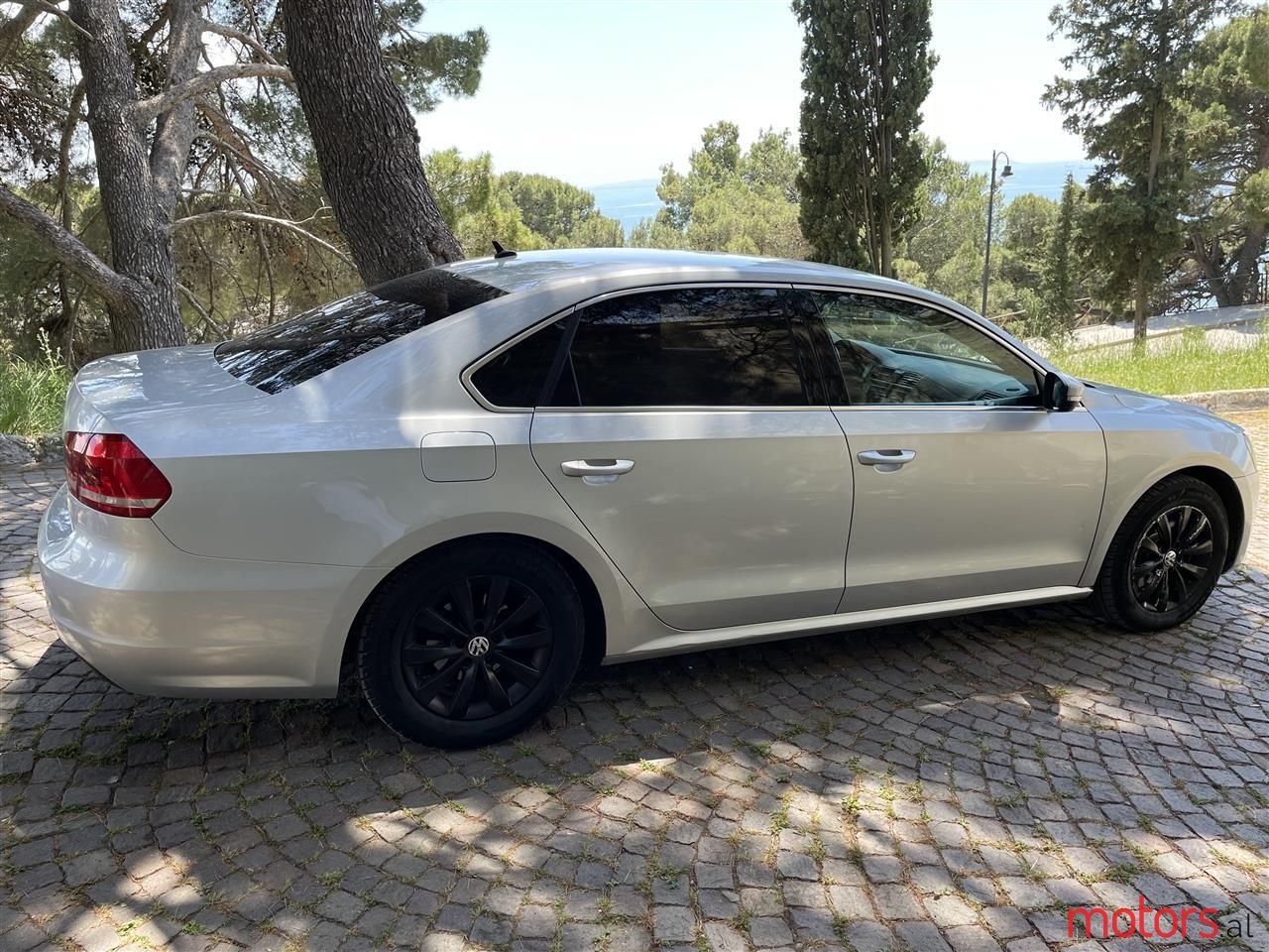 2014' Volkswagen Passat photo #4