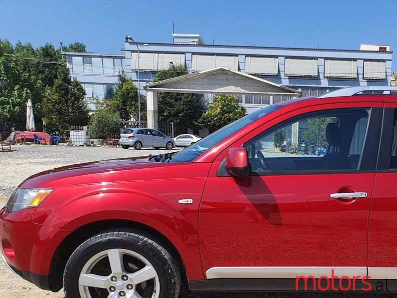 2007' Mitsubishi Outlander photo #3