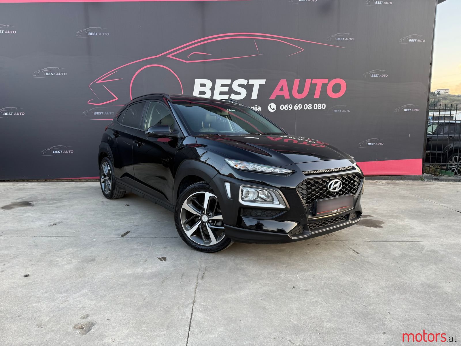 2017' Hyundai Kona photo #1