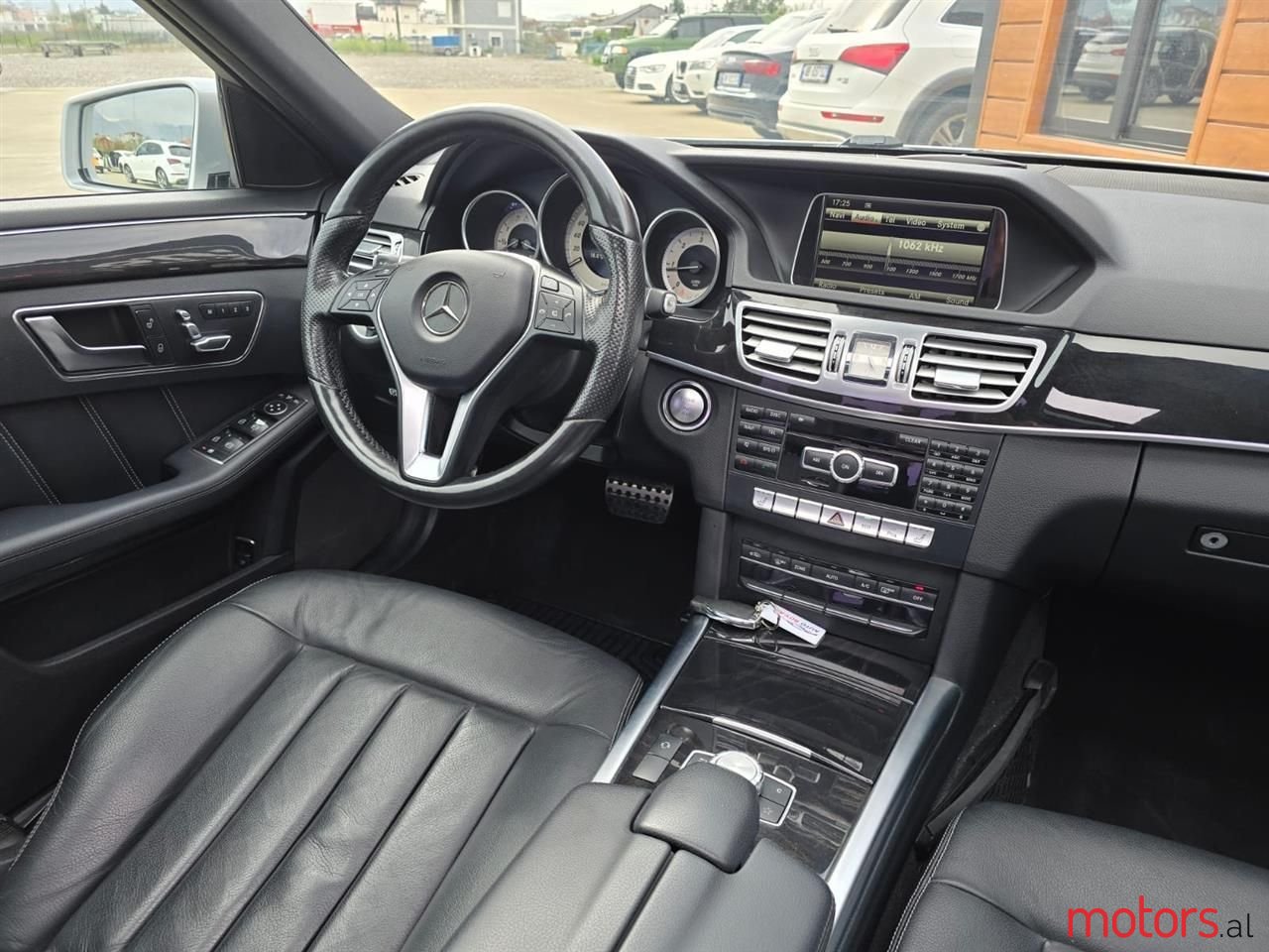 2015' Mercedes-Benz E 250 photo #6