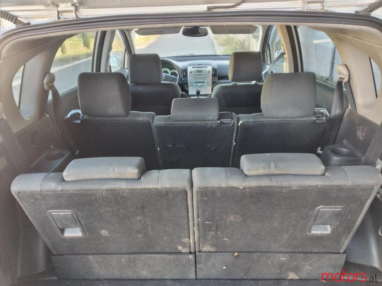 2005' Toyota Corolla Verso photo #6