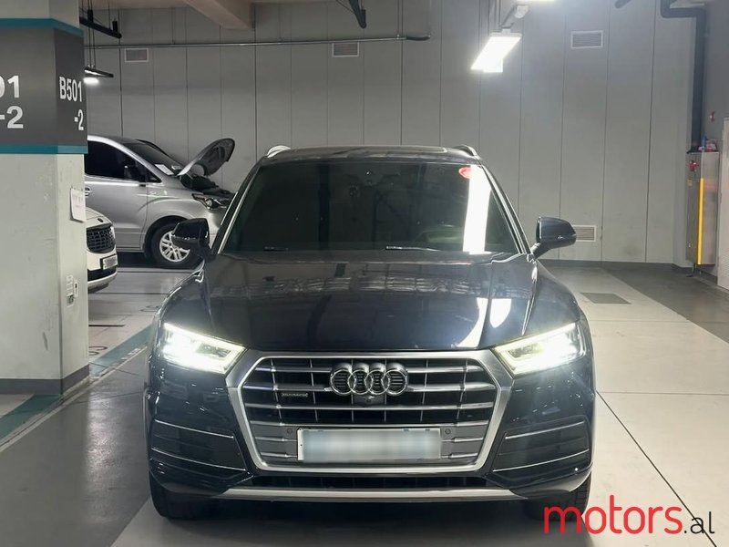 2020' Audi Q5 photo #2