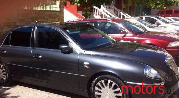 2007' Lancia Thesis photo #1