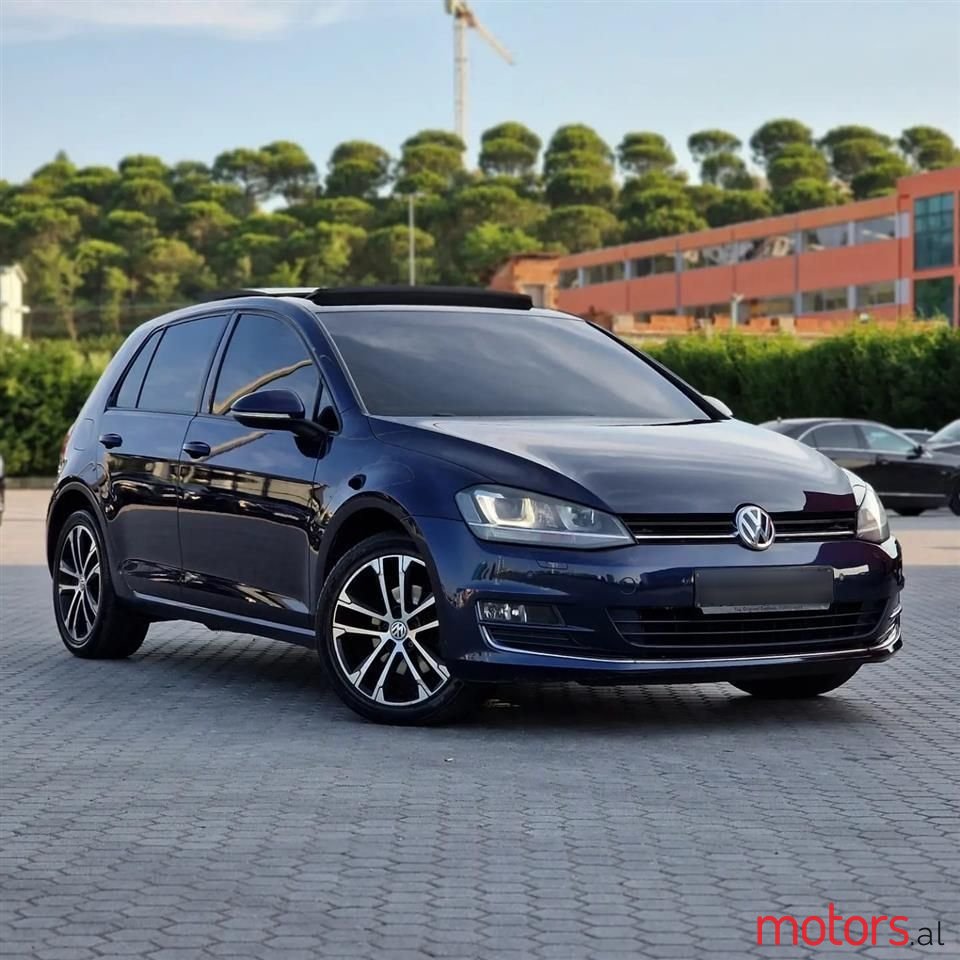 2013' Volkswagen Golf photo #4