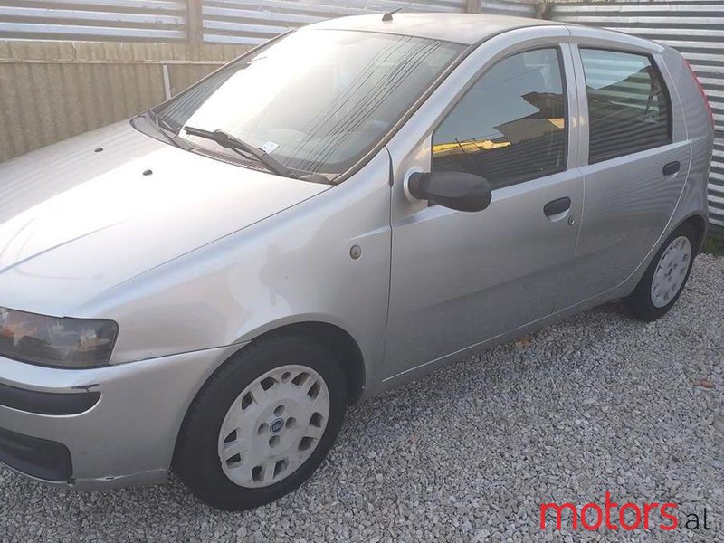 2001' Fiat Punto photo #1