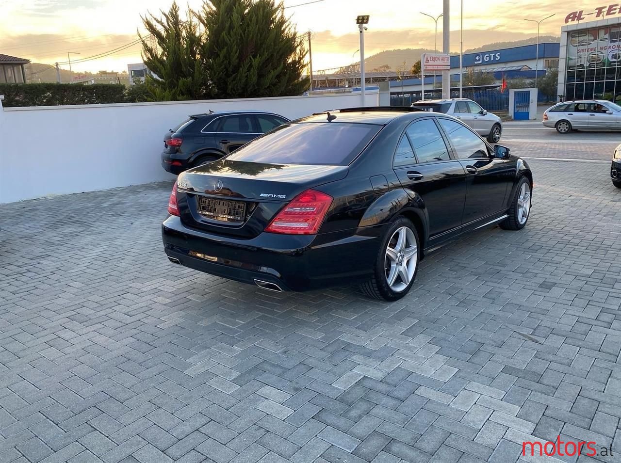2010' Mercedes-Benz S 450 photo #4