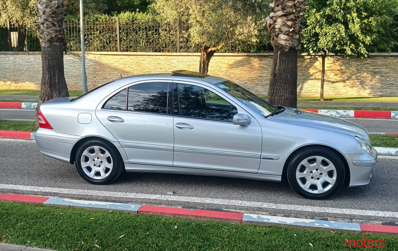 2007' Mercedes-Benz C 200 photo #4