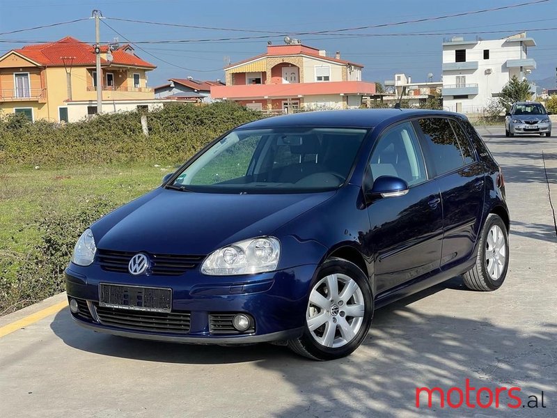 2007' Volkswagen Golf photo #4