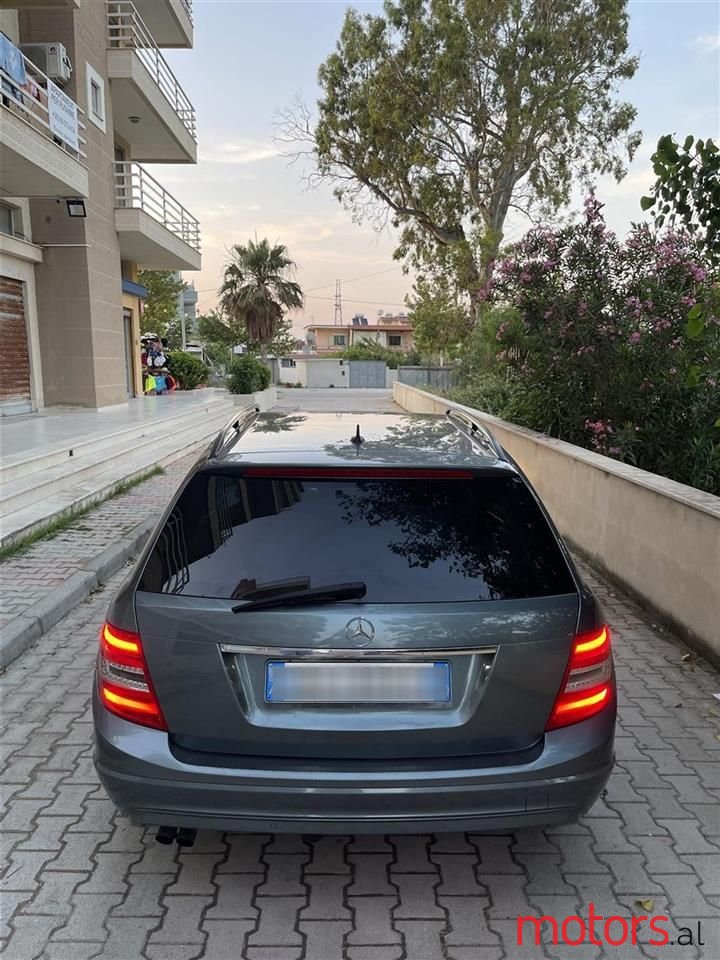 2012' Mercedes-Benz C 180 photo #5