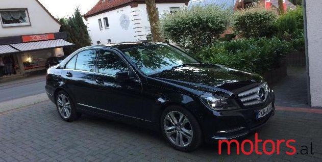 2013' Mercedes-Benz C-Class photo #2