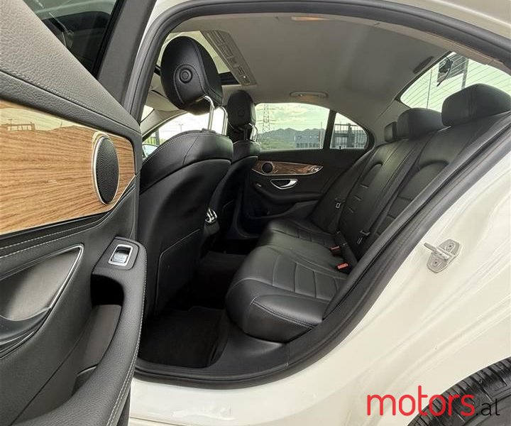 2015' Mercedes-Benz C 220 photo #3