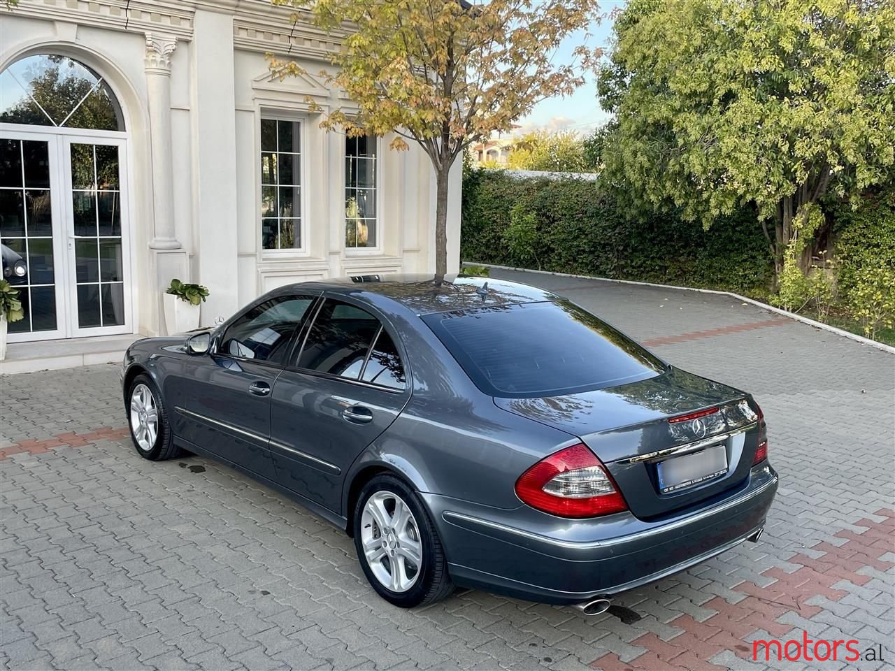 2008' Mercedes-Benz E 320 photo #2