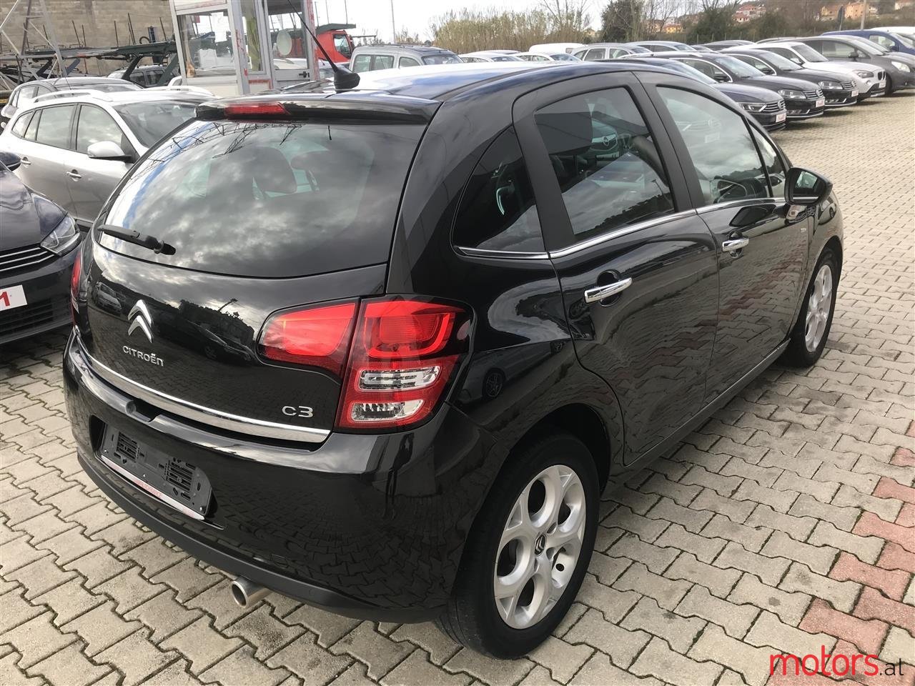 2011' Citroen C3 photo #4