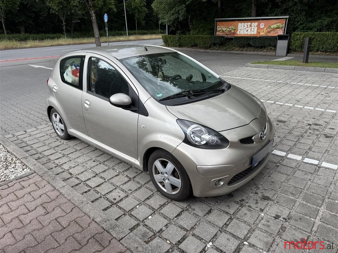 2008' Toyota Aygo photo #2