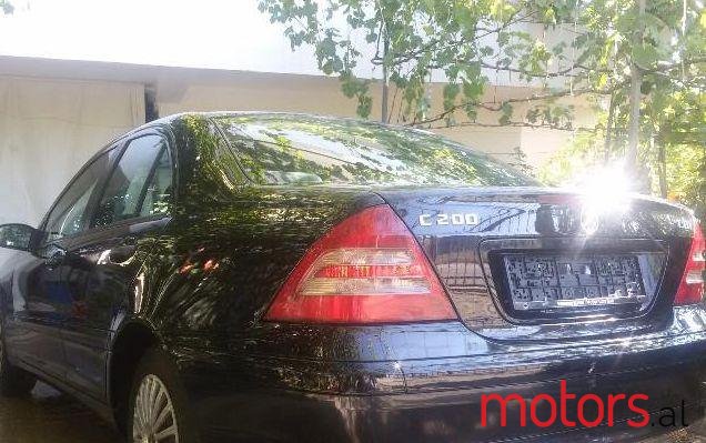 2002' Mercedes-Benz C-Class photo #1