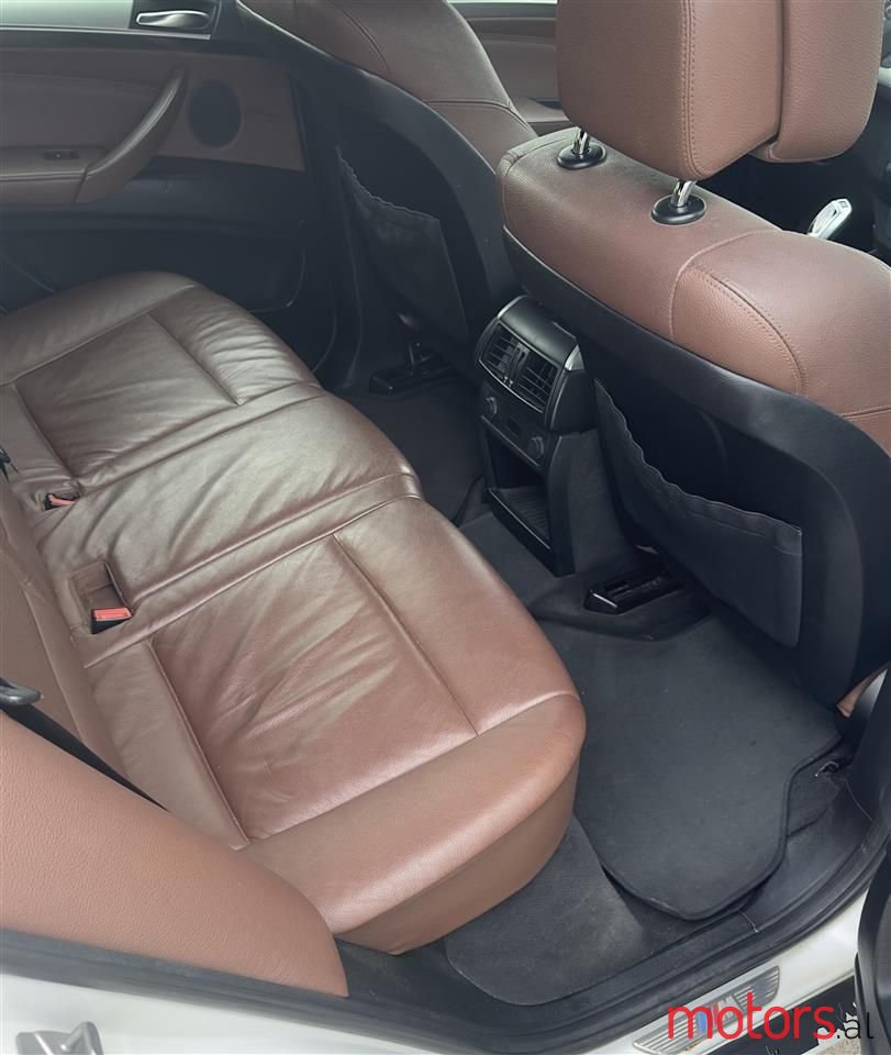 2011' BMW X5 photo #4