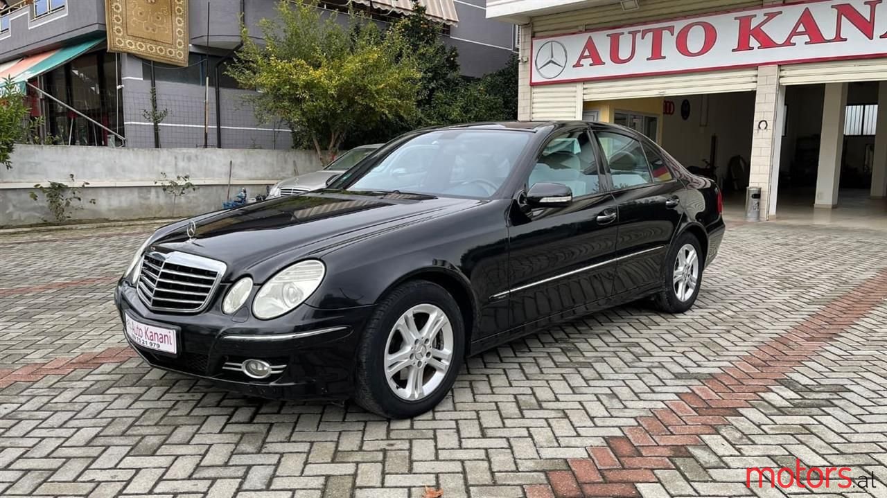 2008' Mercedes-Benz E 220 photo #1