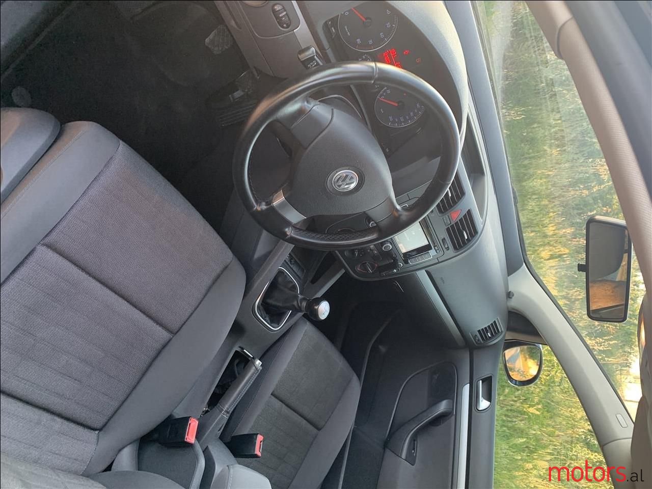 2007' Volkswagen Golf photo #2