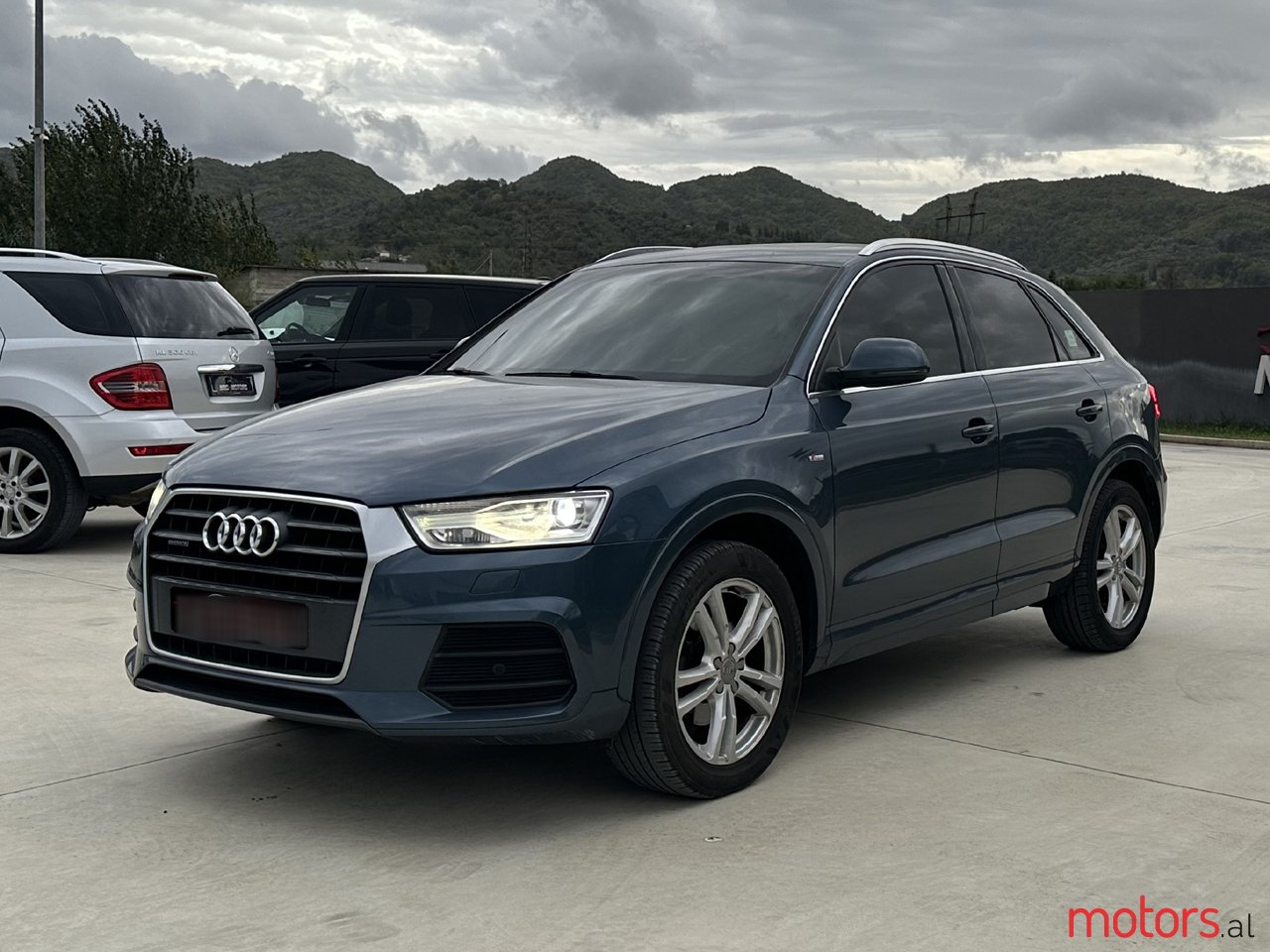 2016' Audi Q3 photo #1