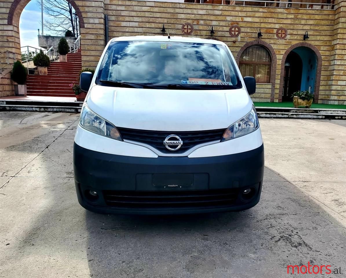 2012' Nissan NV200 photo #5