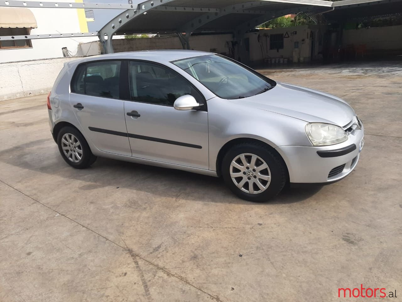 2008' Volkswagen Golf photo #2