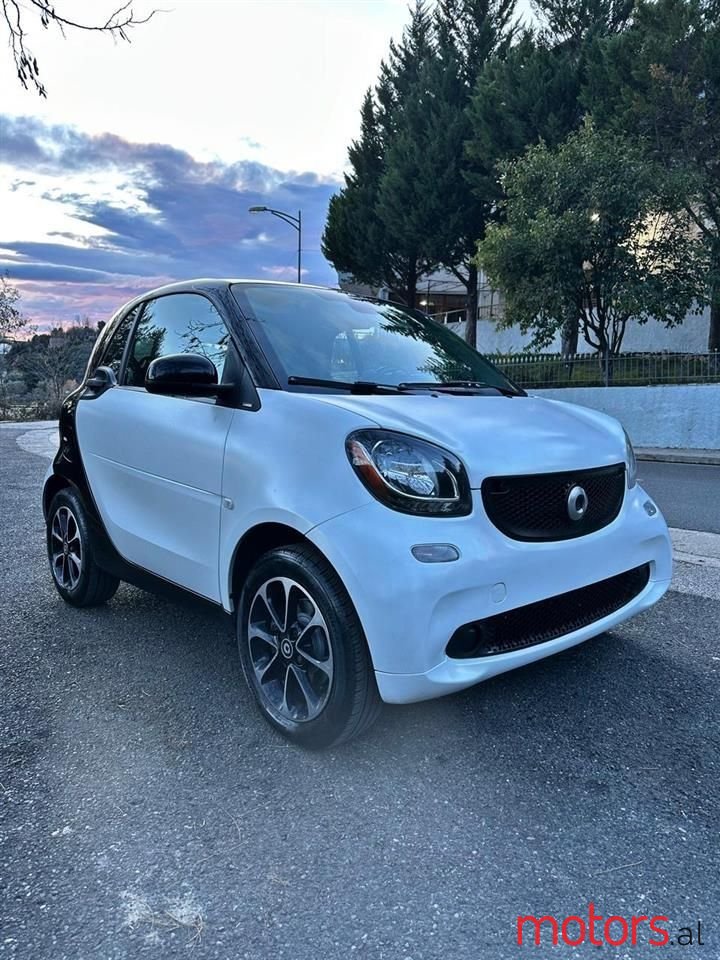 2016' Smart Fortwo photo #3