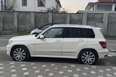 2012' Mercedes-Benz GLK 250