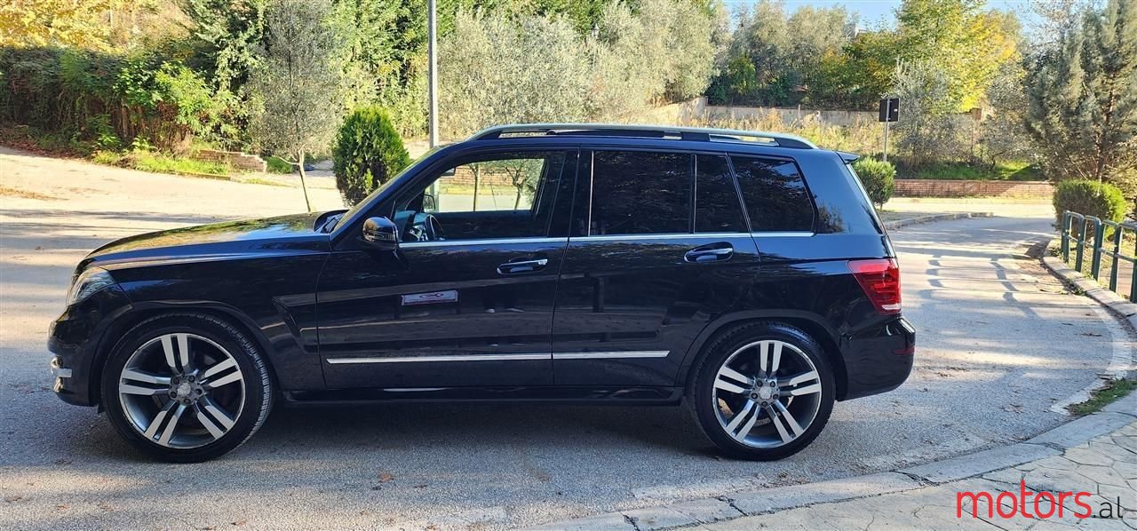 2013' Mercedes-Benz GLK 220 photo #2