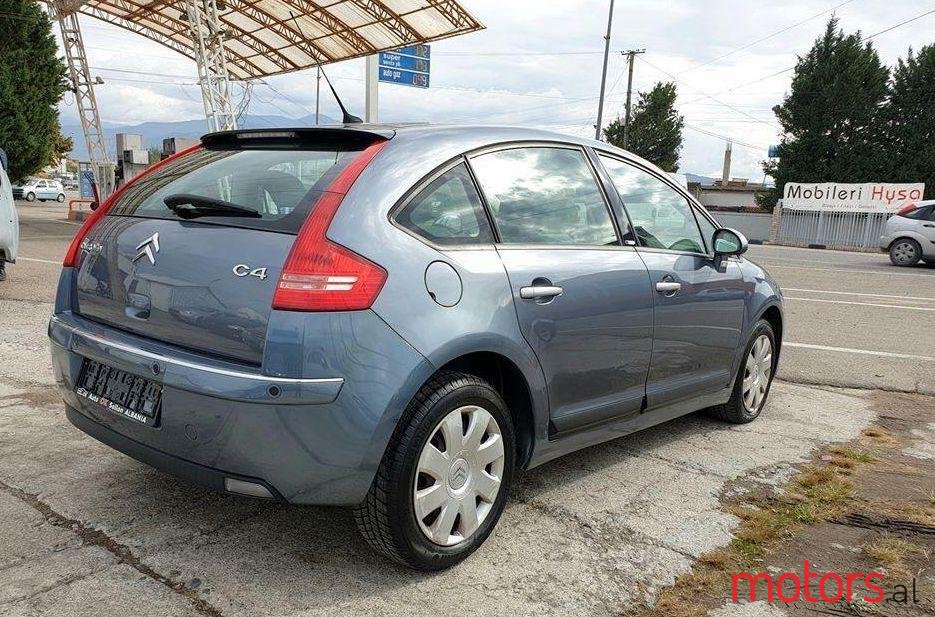 2007' Citroen C4 photo #1