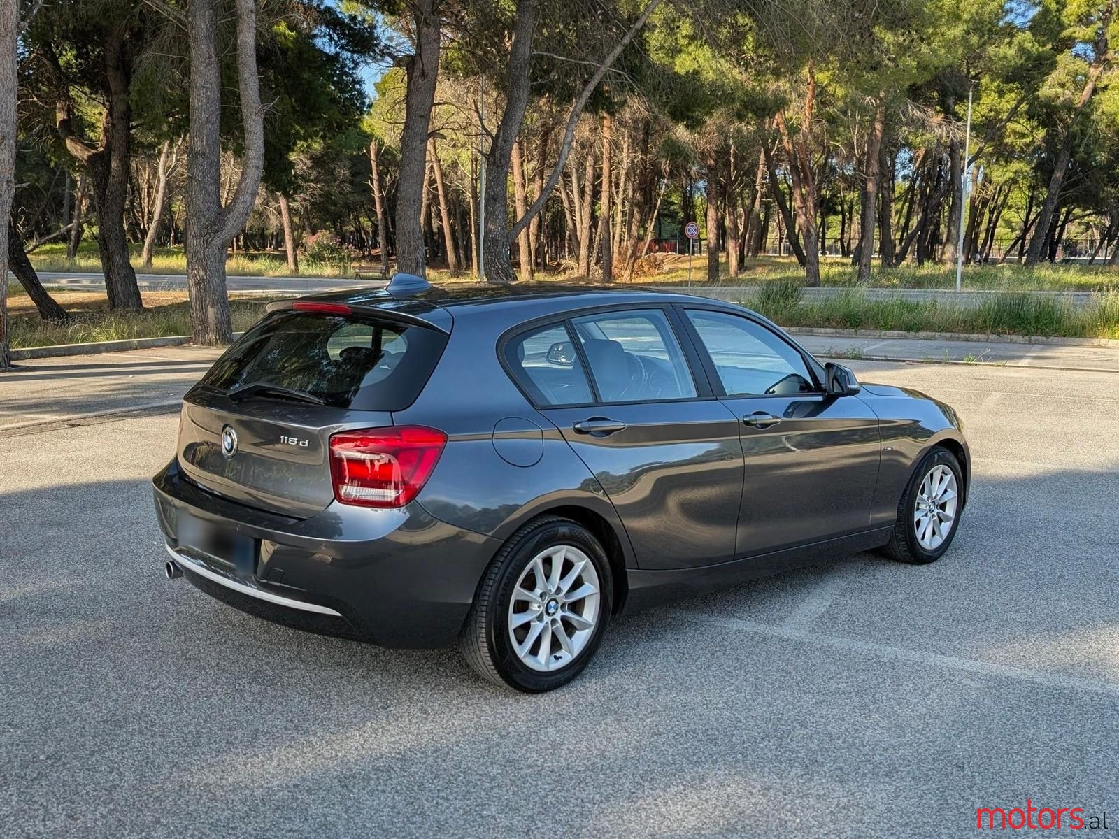 2013' BMW 118 photo #4
