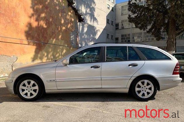 2002' Mercedes-Benz C 220 photo #1