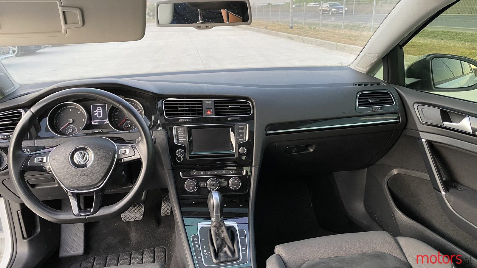 2015' Volkswagen Golf VII photo #5