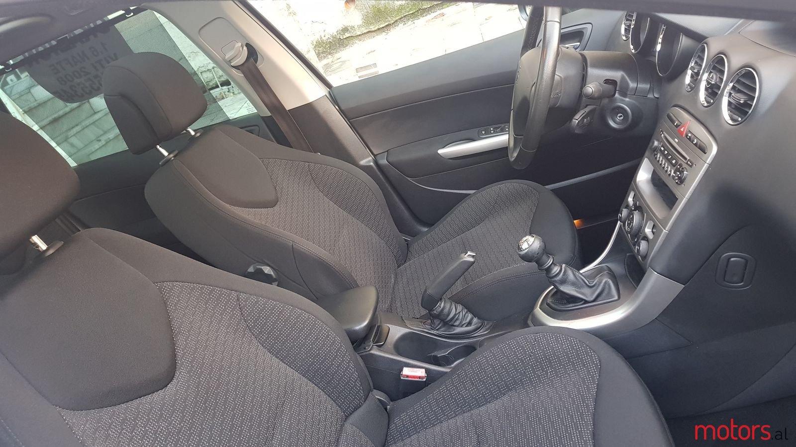 2009' Peugeot 308 photo #6