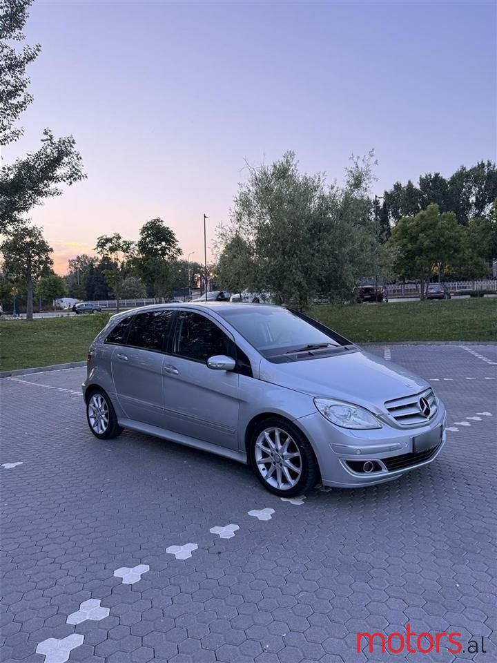 2007' Mercedes-Benz B 200 photo #3