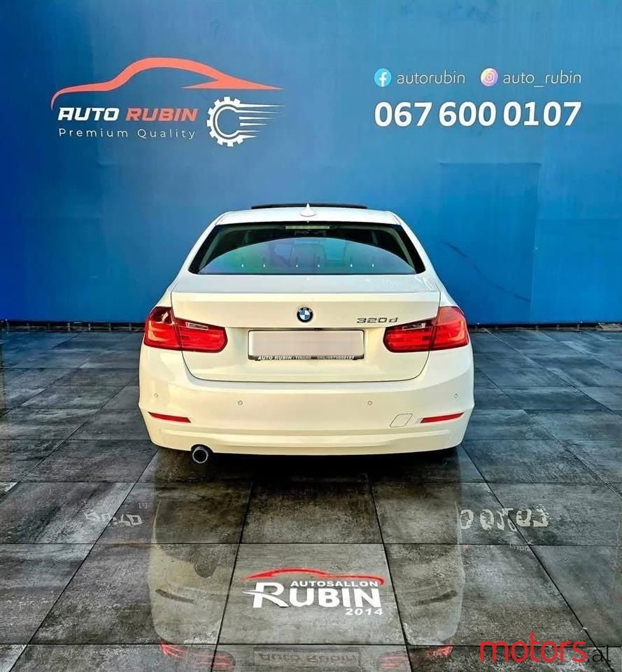 2012' BMW 320 photo #5