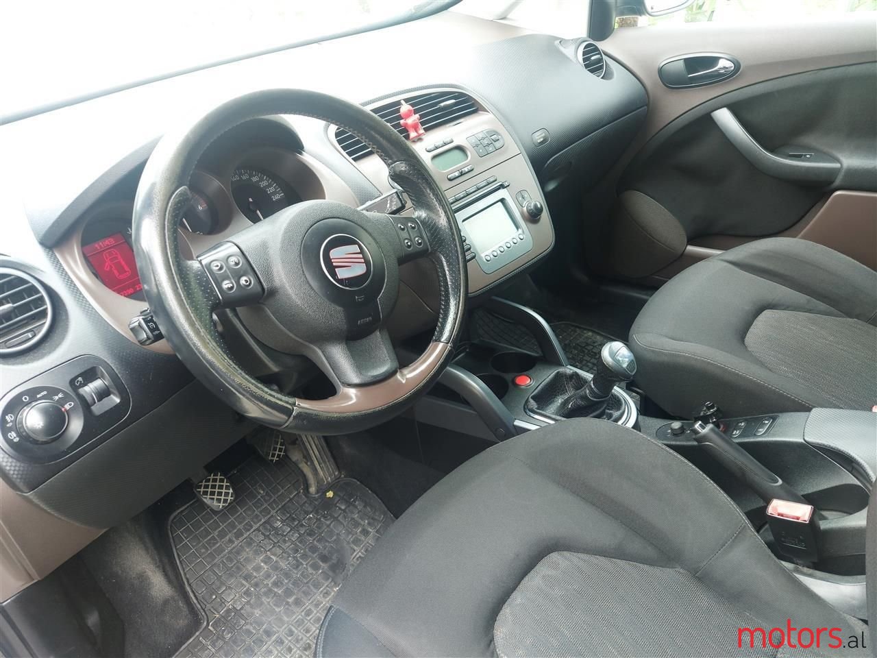 2008' SEAT Altea photo #4