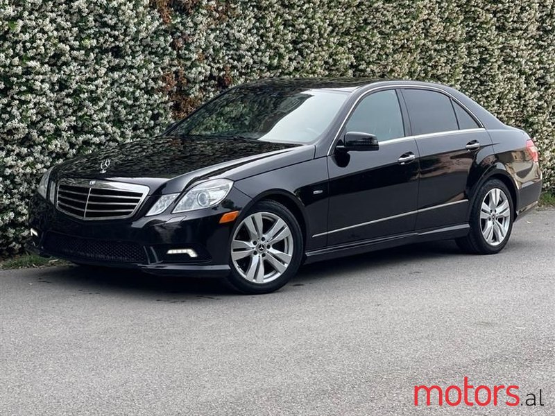 2011' Mercedes-Benz E 350 photo #3