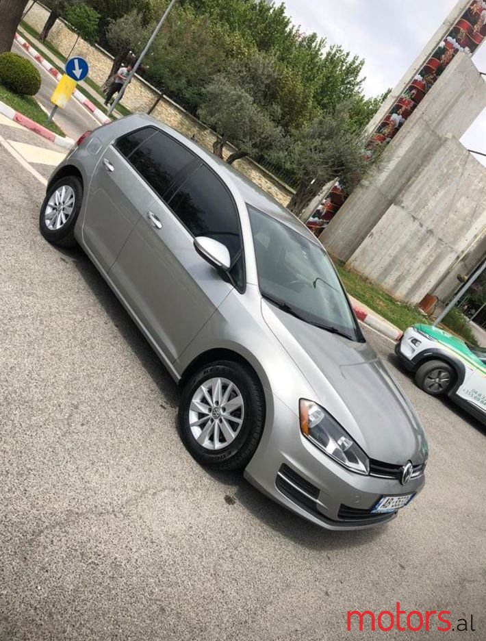 2015' Volkswagen Golf photo #1