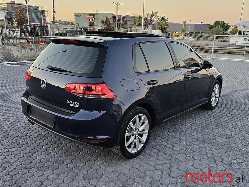 2015' Volkswagen Golf photo #6