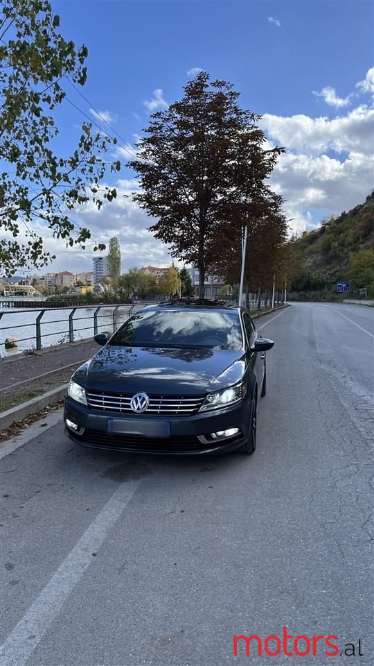 2013' Volkswagen photo #1