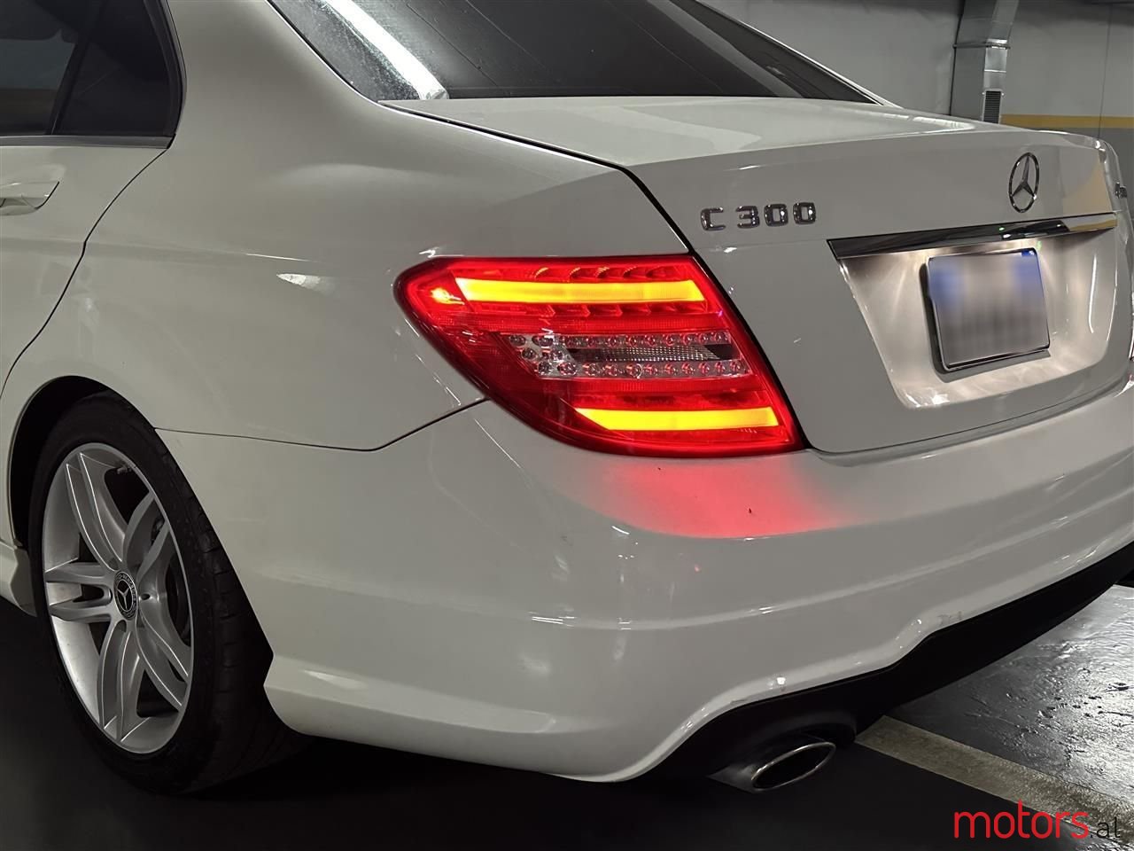 2012' Mercedes-Benz C 300 photo #1