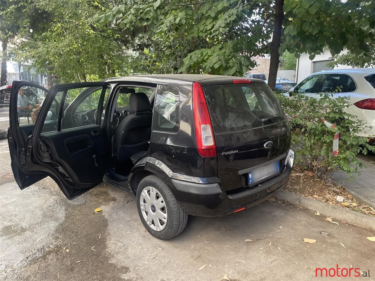 2006' Ford Fusion photo #2