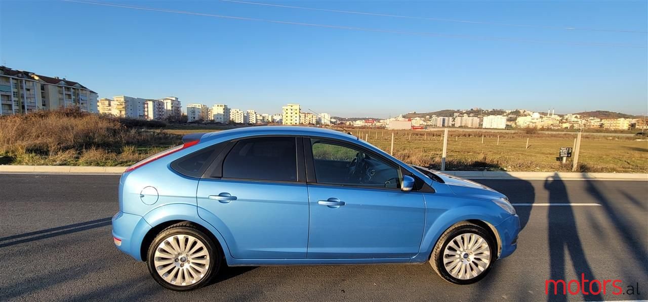 2008' Ford Focus photo #3