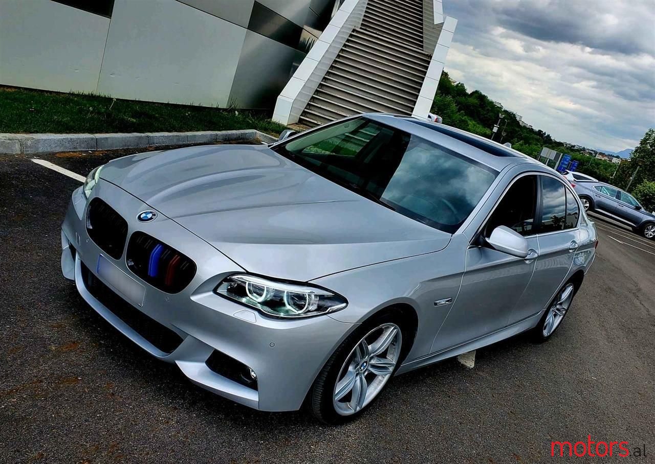 2010' BMW 528 photo #1