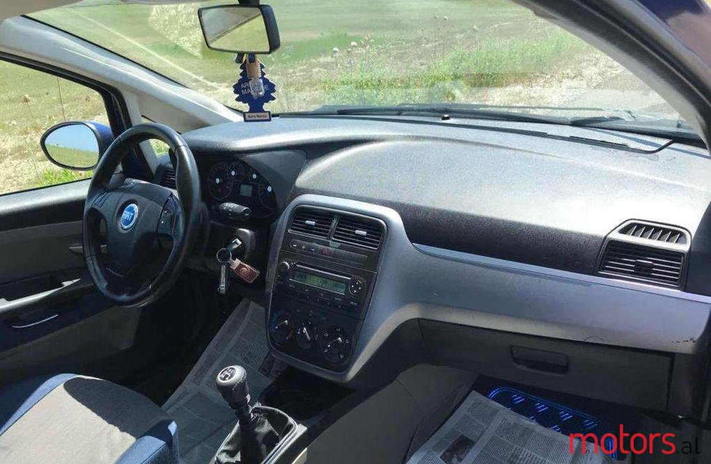 2007' Fiat Grande Punto photo #2