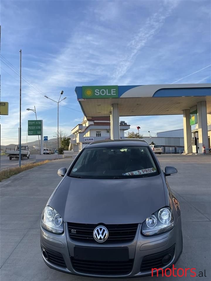 2008' Volkswagen Golf photo #1