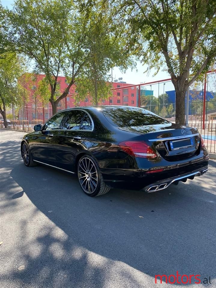 2017' Mercedes-Benz E 350 photo #4